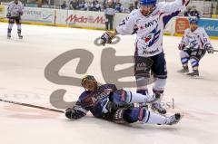 DEL - ERC Ingolstadt - Adler Mannheim - Playoff - 3.Halbfinale - Michael Waginger wird gefoult