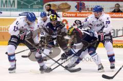 DEL - ERC Ingolstadt - Adler Mannheim - Playoff - 1.Halbfinale - rechts Stephan Retzer im Zweikampf