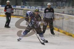 DEL - ERC Ingolstadt - Adler Mannheim - Playoff - 1.Halbfinale - Ausverkaufte Saturn Arena-Chris Heid mit Pass zu Stephan Retzer