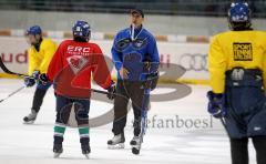 ERC Ingolstadt - Jugendtraining mit den Trainer Peter Bares