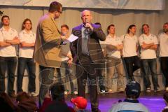 ERC Ingolstadt - Saisonabschlußfeier - Saturn Arena 2013 - Chefcoach Rick Nasheim Bedankt sich bei den Fans von der Bühne