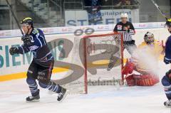 DEL - ERC Ingolstadt - Düsseldorf EG - Tor 1:0 durch Joe Motzko Jubel im Alleingang