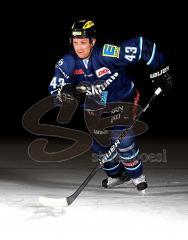 DEL - ERC Ingolstadt - Fotoshooting - Action Poster - 2012/2013 - Derek Hahn (43)