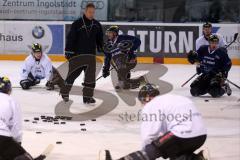 DEL - ERC Ingolstadt - Neuzugang Alexander Sulzer Training - Trainer Rich Chernomaz