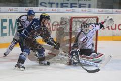 DEL - ERC Ingolstadt - Augsburger Panther - Christoph Gawlik knapp am Tor