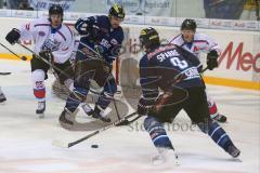 DEL - ERC Ingolstadt - Nürnberg Icetigers - Kris Sparre (8) und und Björn Barta am Tor