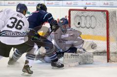 DEL - ERC Ingolstadt - Hamburg Freezers - Tyler Bouck mit dem 4:2 Tor Jubel