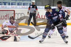 DEL - ERC Ingolstadt - Hannover Scorpions - Abpraller Alexander Oblinger