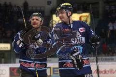 DEL - ERC Ingolstadt - Iserlohn Roosters - Jubel Fans Ehrenrunde Sieg Björn Barta (33) und Thomas Greilinger (39)