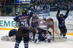 DEL - ERC Ingolstadt - EHC Red Bull München 4:5 n.P. - Tor Jubel Thomas Greilinger und Jakub Ficenec