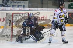 DEL - 6.Spiel - Playoff - ERC Ingolstadt - Krefeld Pinguine 2:7 - Torwart Markus Janka (60) im Tor