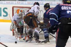 DEL - ERC Ingolstadt - Grizzly Adams Wolfsburg - Torwart Sebastian Vogl hielt