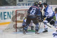 DEL - ERC Ingolstadt - Straubing Tigers - Tor 1:0 durch Periard, Derek Hahn steht am Tor