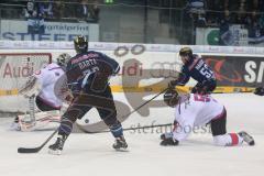 DEL - ERC Ingolstadt - Nürnberg Icetigers - Björn Barta (33) und Patrick Hager (52)