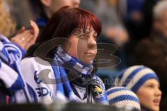 DEL - ERC Ingolstadt - Krefeld Pinguine - Fanbeauftragte Petra Vogl während des Spiels