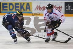 DEL - ERC Ingolstadt - Nürnberg Icetigers - Alexander Sulzer (25) mit Brett Festerling