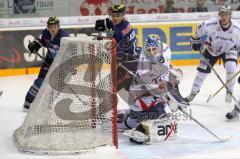 DEL - ERC Ingolstadt - Eisbären Berlin - Tor John Laliberte - Rob Zepp sieht den Puck im Tor