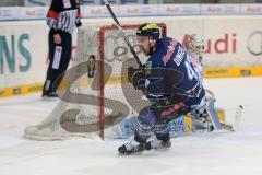 DEL - 6.Spiel - Playoff - ERC Ingolstadt - Krefeld Pinguine 2:7 - knapp vorbei Derek Dinger (47)