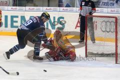 DEL - ERC Ingolstadt - Düsseldorf DEG - 5:0 - Joe Motzko knapp am Tor