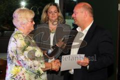 ERCI e.V Mitgliederversammlung 2012 - klaus mittermaier - sabine leiß - ehrung christa leiß 35 jahre vereinszugehörigkeit - Foto: Jürgen Meyer