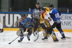 ERC Ingolstadt II - EHC Bayreuth - 4:3 - links 3 Adrian Müller und rechts Holger Krapfl