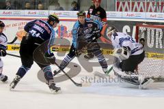 ERC Ingolstadt - Straubing Tigers - Travis Turnball (71) und Patrick Hager (52) mit einer Torchance -  Foto: Jürgen Meyer