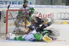 European Trophy 2013 - ERC Ingolstadt - EV Zug - Jean-Francois Boucher (84) trifft zum 2:0 Tor Jubel