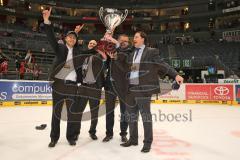 DEL - Playoff Finale - Kölner Haie KEC - ERC Ingolstadt - Deutscher Meister 2014 - Jubel Pokal Cup mit den Trainern, Stefan Schaidnagel, Cheftrainer Niklas Sundblad und Co-Trainer Petri Liimatainen