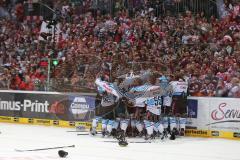 DEL - Playoff Finale - Kölner Haie KEC - ERC Ingolstadt - Das Spiel ist aus, Sieg Deutscher Meister Ingolstadt Jubel