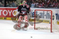 DEL - Playoff Finale - Kölner Haie KEC - ERC Ingolstadt - Torwart Danny aus den Birken nach dem Tor