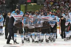 DEL - Playoff Finale - Kölner Haie KEC - ERC Ingolstadt - Deutscher Meister 2014 - Sieg Meister Jubel Cheftrainer Niklas Sundblad links bekommt den Sekt über den Kopf von Benedikt Schopper (10)