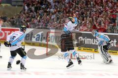 DEL - Playoff Finale - Kölner Haie KEC - ERC Ingolstadt - Das Spiel ist aus, Sieg Deutscher Meister Ingolstadt Jubel