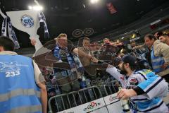 DEL - Playoff Finale - Kölner Haie KEC - ERC Ingolstadt - Ingolstadt ist Deutscher Meister Feier Fans