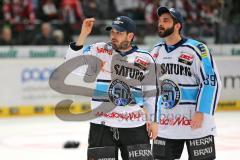 DEL - Playoff Finale - Kölner Haie KEC - ERC Ingolstadt - Deutscher Meister 2014 - Sieg Meister Jubel Jared Ross (42) und Thomas Greilinger (39)