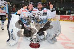 DEL - Playoff Finale - Kölner Haie KEC - ERC Ingolstadt - Deutscher Meister 2014 - Jubel Pokal Cup Torwart Markus Janka (60) und Torwart Timo Pielmeier (51)