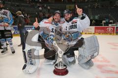 DEL - Playoff Finale - Kölner Haie KEC - ERC Ingolstadt - Deutscher Meister 2014 - Jubel Pokal Cup Torwart Markus Janka (60) und Torwart Timo Pielmeier (51)