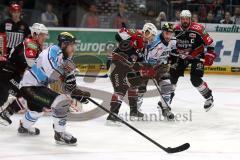 DEL - Playoff Finale - Kölner Haie KEC - ERC Ingolstadt - Robert Sabolic (25) am Tor von Torwart Danny aus den Birken, rechts Travis Turnbull (71)