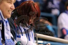 DEL - ERC Ingolstadt - Iserlohn Roosters - Fanbeauftragte Petra Vogl kann nicht mehr hinsehen