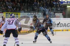 DEL - 2013 - ERC Ingolstadt - EHC Red Bull München - Jakub Ficenec (38) zieht ab