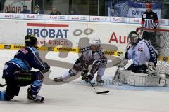 ERC Ingolstadt - Hamburg Freezers - John Laliberte (15) mit der Chance zum 2:0 - Foto: Jürgen Meyer