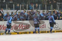 DEL - ERC Ingolstadt - Krefeld Pinguine - PlayOff Viertelfinale - 2. Spiel - Patrick Köppchen (55) erzielt das 5:0 Jubel Tor an der Spielerbank