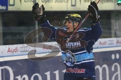 DEL - ERC Ingolstadt - Kölner Haie # Greg Classen (79) im Alleingang aufs Tor zieht ab zum 4. Tor für Ingolstadt, Jubel