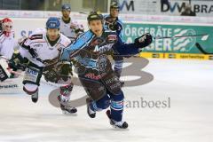 DEL - 2013 - ERC Ingolstadt - Augsburg Panther - Derek Hahn (43) Sprint zum Puck