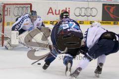 ERC Ingolstadt - Hamburg Freezers - Patrick Hager (52) mit der Chance zum 4:1 - Foto: Jürgen Meyer