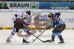 DEL - ERC Ingolstadt - Krefeld Pinguine - Patrick Hager (52) rechts