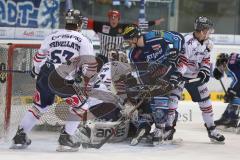 DEL - ERC Ingolstadt - Eisbären Berlin - Alexander Oblinger (20)  am Tor im Gedränge