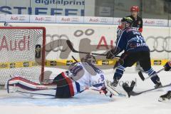 DEL - ERC Ingolstadt - Adler Mannheim - Christoph Gawlik (11) erzielt den Anschlußtreffer zum 1:3 Tor