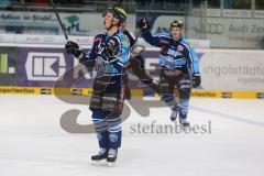 DEL - ERC Ingolstadt - Augsburger Panther - Tor Jubel Patrick Hager (52) hinten links Tim Hambly (14)