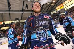 DEL - Playoff Halbfinale - ERC Ingolstadt - Hamburg Freezers - Spiel 6 - Sieg Finale Einzug Alexander Oblinger (20)