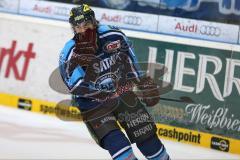 DEL - Playoff Halbfinale - ERC Ingolstadt - Hamburg Freezers - Tor 5:2 durch Emty Net Ziga Jeglic (13) Jubel